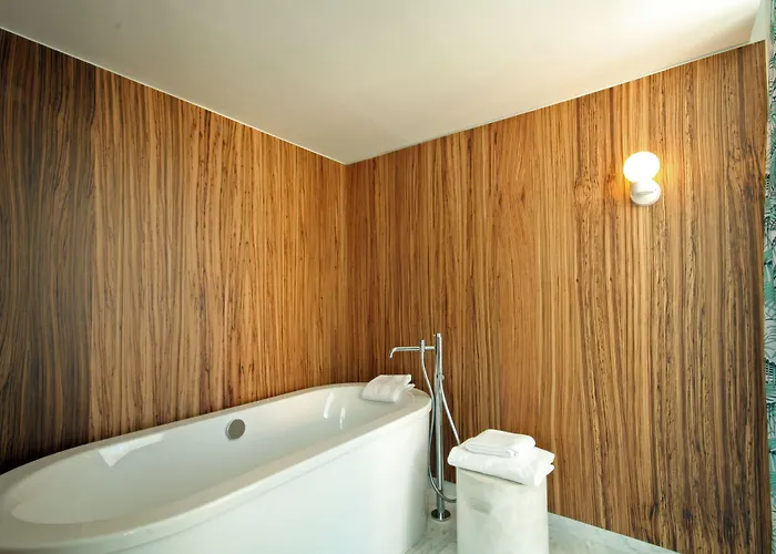 ホテル Gold By Marina (adults Only) 4*