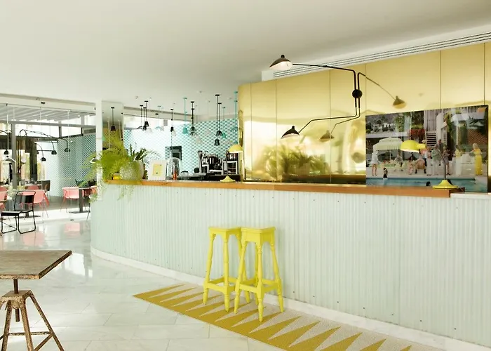 ホテル Gold By Marina (adults Only) 4*