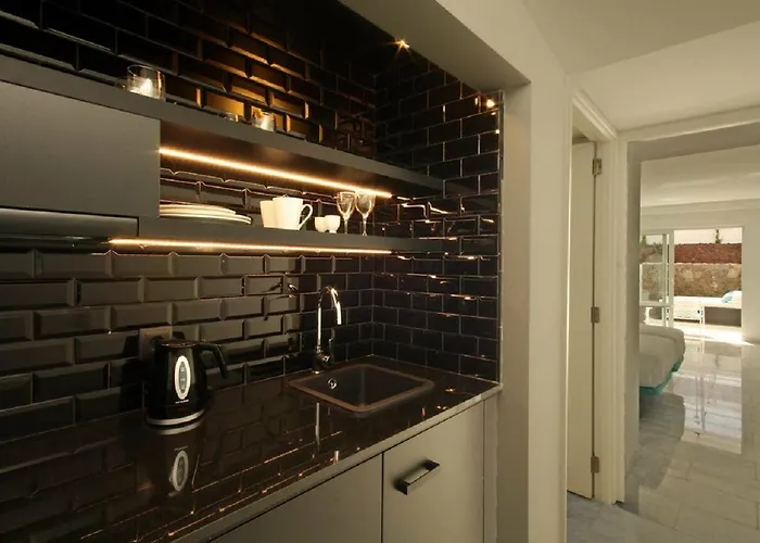 ホテル Gold By Marina (adults Only)